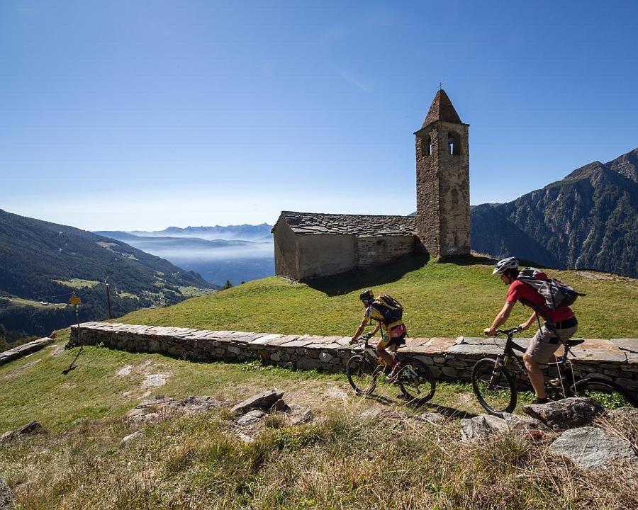 Window On The Green Poschiavo Exterior foto